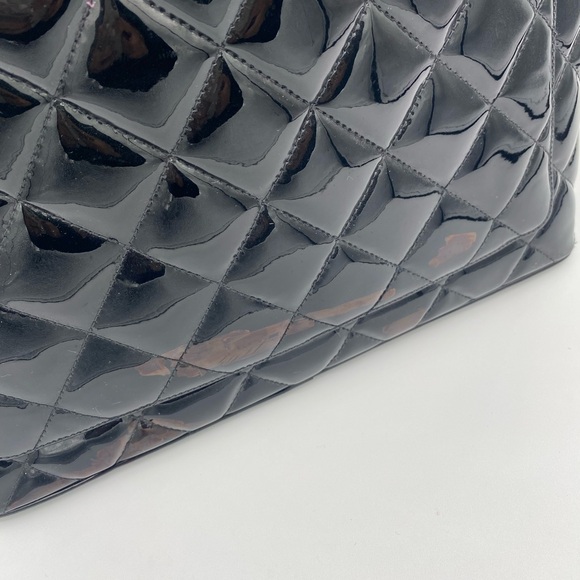 CHANEL Quilted Medallion Tote in Patent Black - Picture 10 of 10